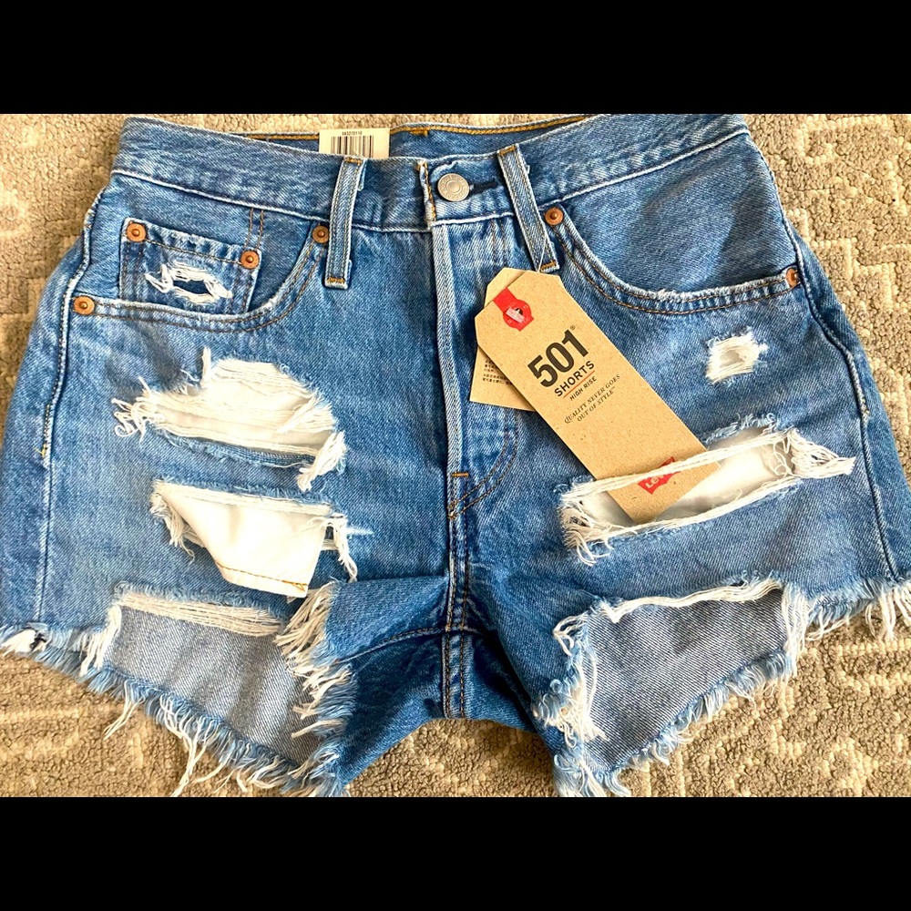 Levi shorts